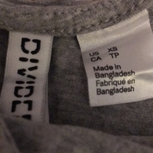 Grey tank cropped - Picture 2 of 2